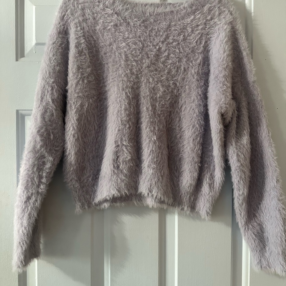 Double Zero Lavender Purple Fuzzy Sweater. Size small.‎